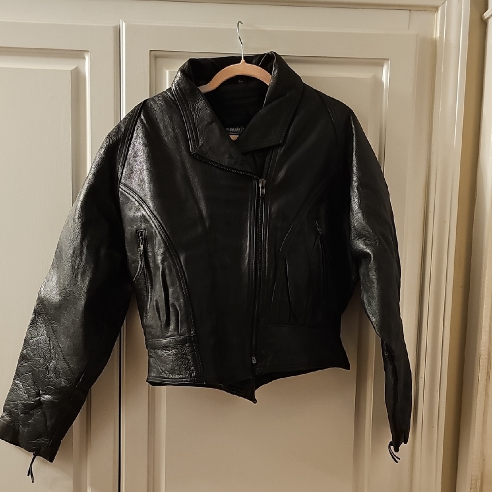 3M Thinsulate Women's Black Leather Jacket